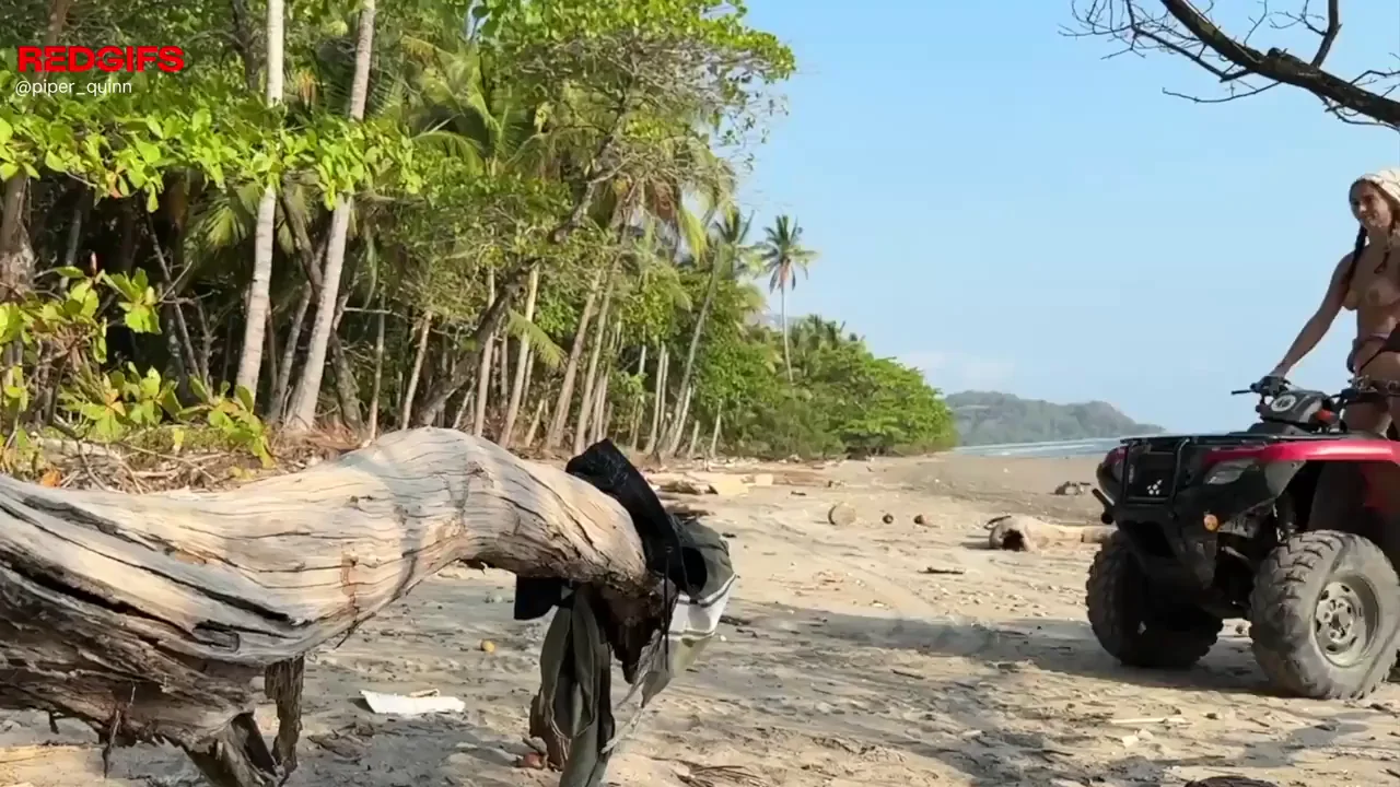 Piper Quinn - Costa Rican Beach Facial