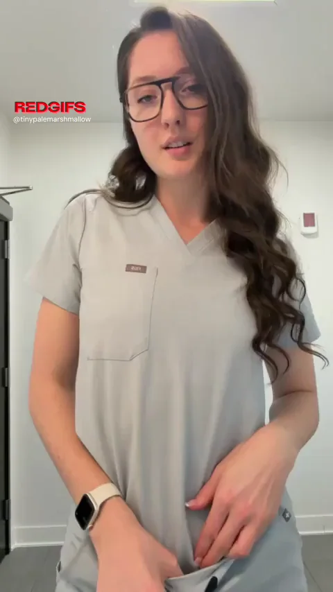 🔥 Sexy Nurse Babe Flashes Her Juicy Tits for a Horny New Year Wish 😘💦