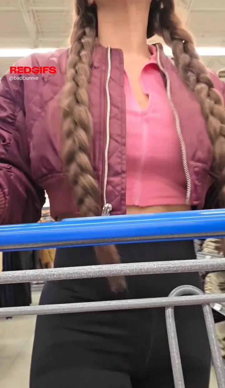 Grocery Store Titty Tease Flash
