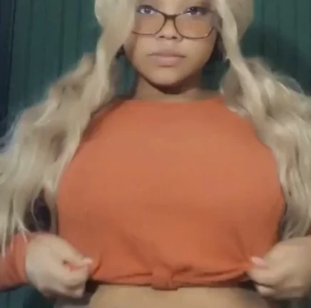 Blasian Babe's Massive Tits Bounce Motivation 💦🍈🍈