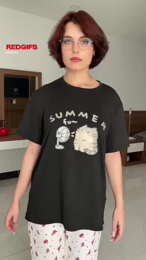 Redhead Pixie Tease: Summer Tee On or Off?