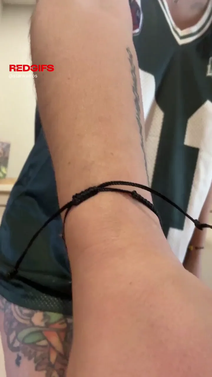Wasp waist and huge butt