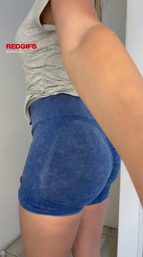 I can't take it anymore, I want to sit on your face