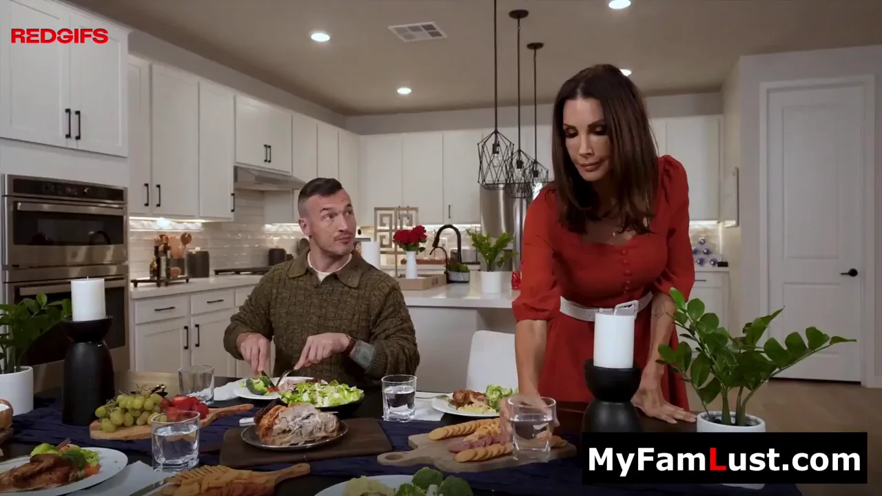 Step Family Dinner Gets Sloppy!