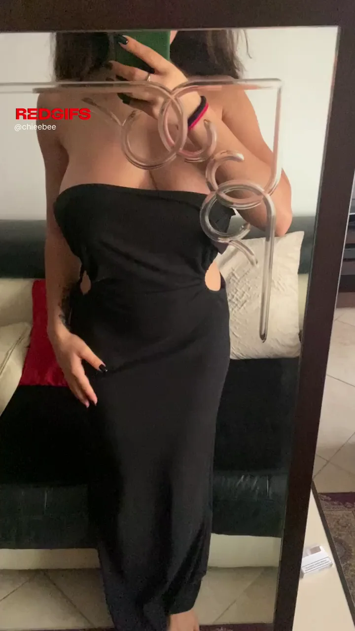 🔥 Massive Spanish Titties Tease & Reveal 💦