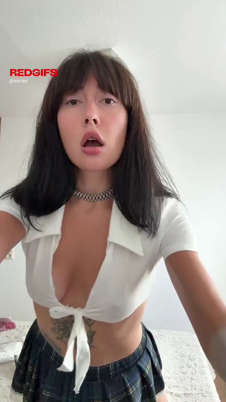 serving my petite body and my natural tits