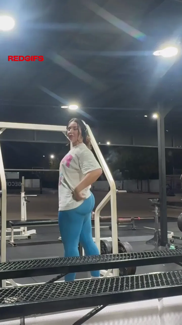Gym Transforms This Thick White Slut's Juicy Ass 🍑💦