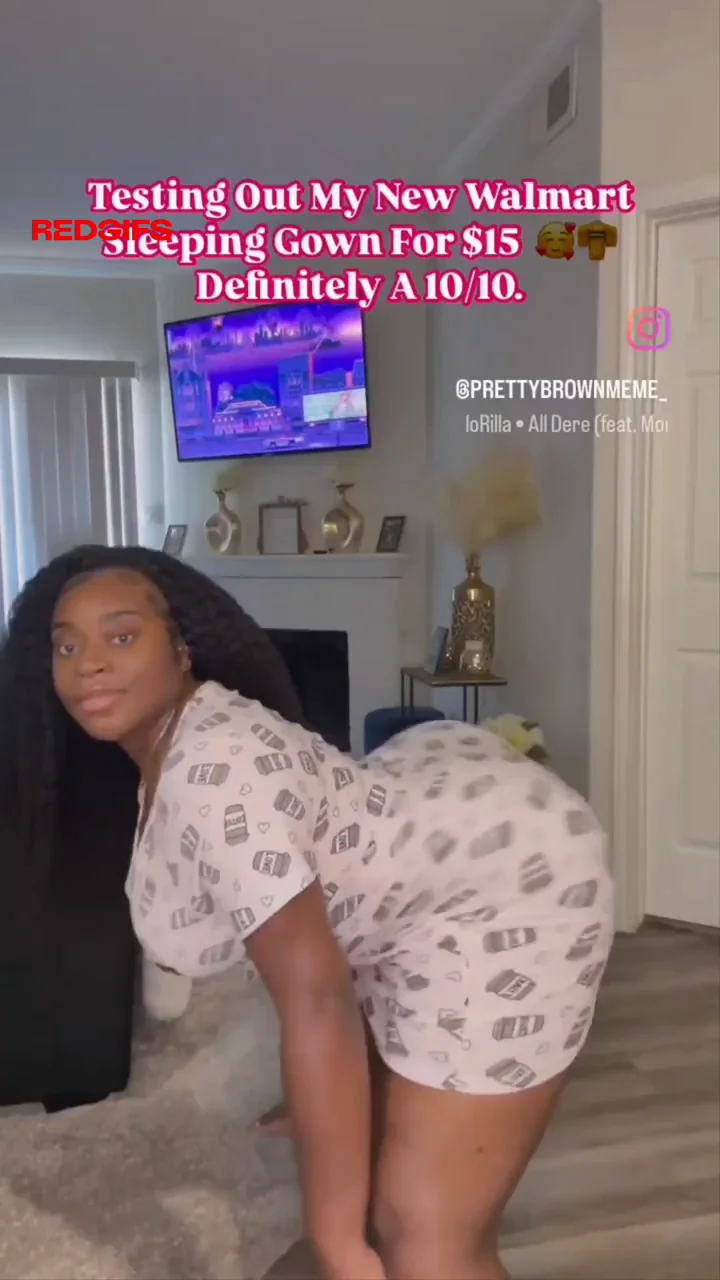 Thick TikTok Thot's Walmart Gown Ass Jiggle Fest