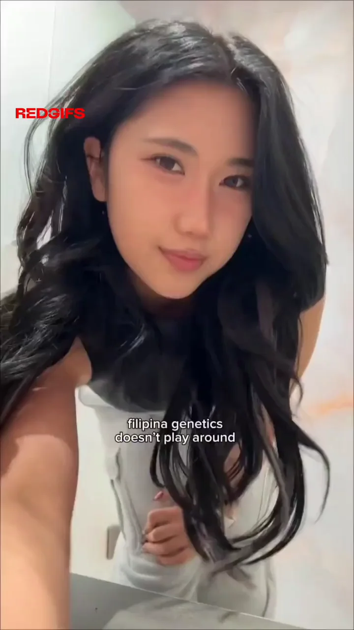 Filipina TikTok Slut's Massive Ass Genetics
