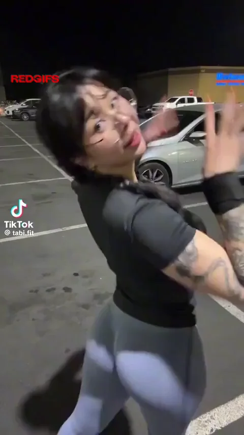 Sexy Gym Girl 2pm Tiktok