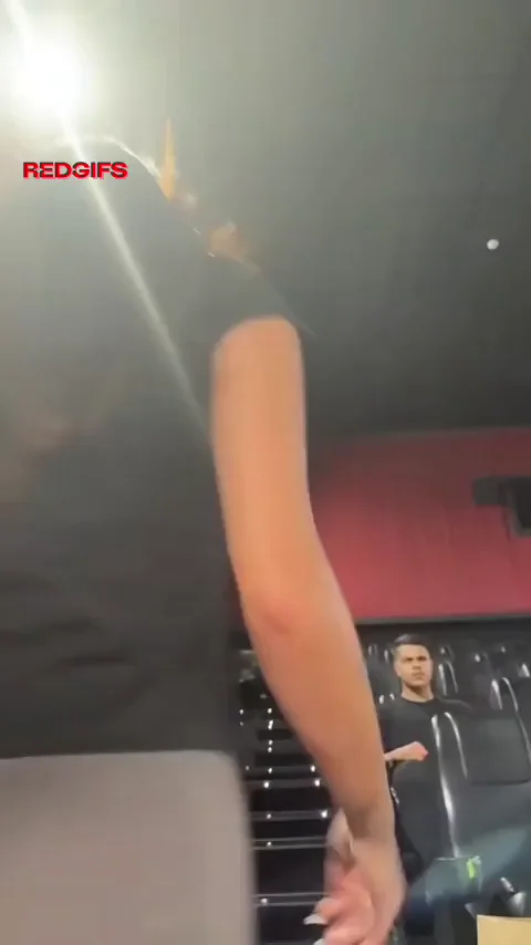 🍑 TikTok Thot's Massive Grey Yoga Pant Booty Grind 🔥