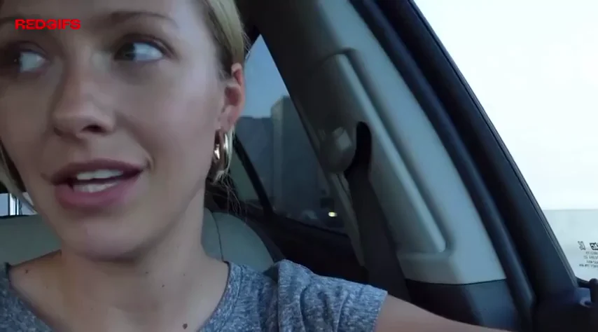 Cute Blonde Teases Her Tip in the Car 😏🍆💦