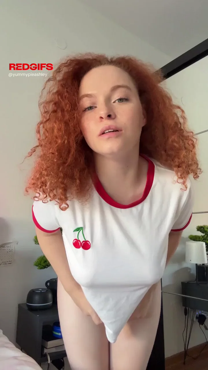 23F Redhead Slut Teases Her Massive Titties & Juicy Ass <3