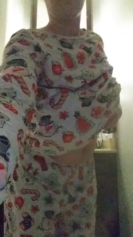Haha parents bathroom on christmas vacation [F] 29 ?