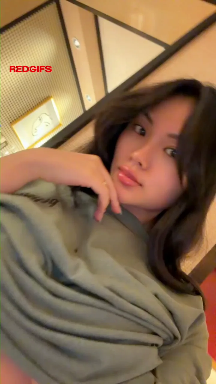 first titty reveal of the year