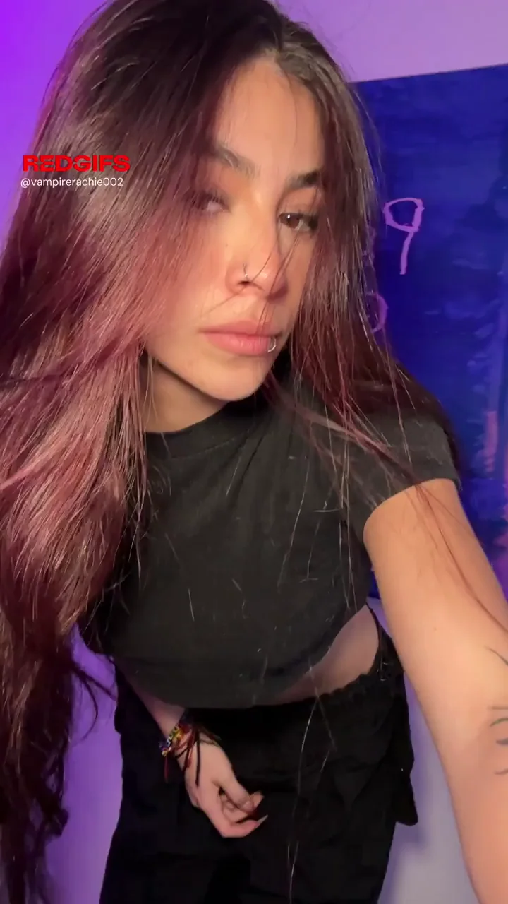 Small and tight (reveal)