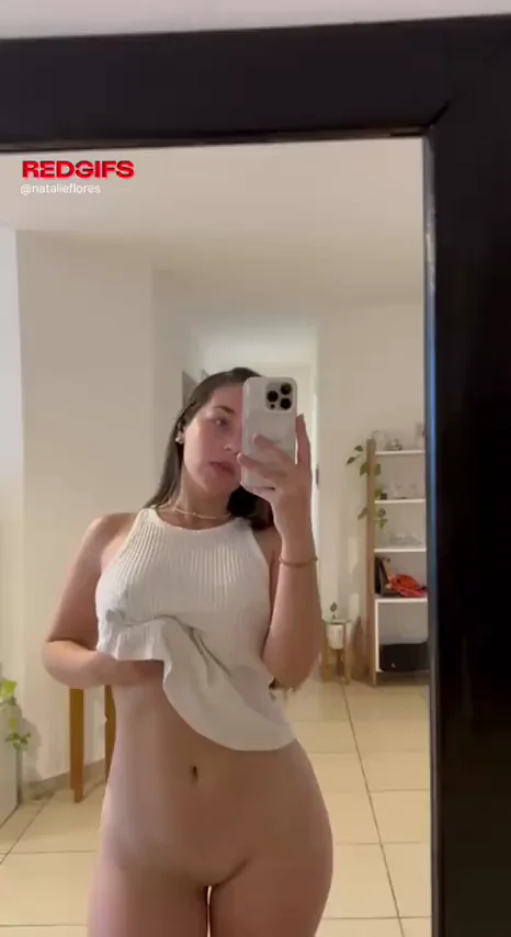reveal my tits to seduce you now