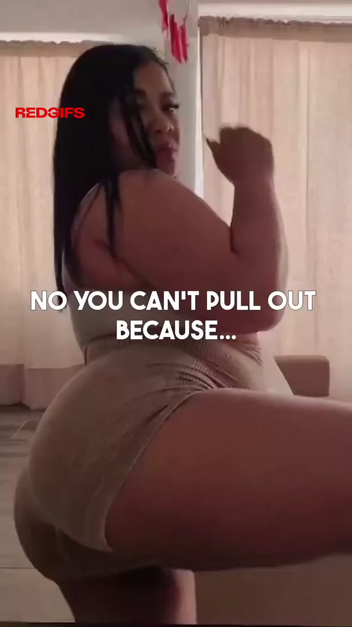 Just over here giving gravity a little show… wanna see how long I can keep it bouncing? 😏🍑