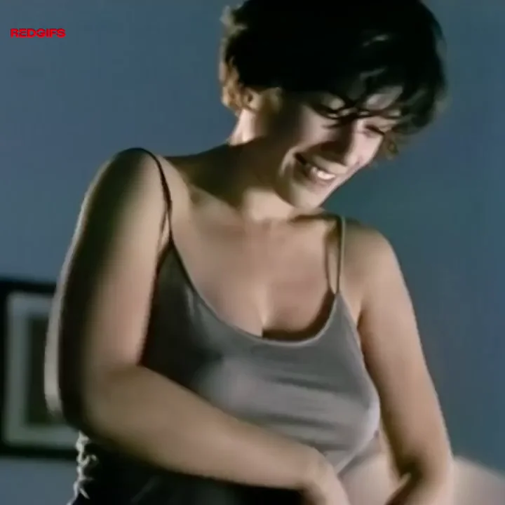 Diane Fleri-L' amore fa male(2011)