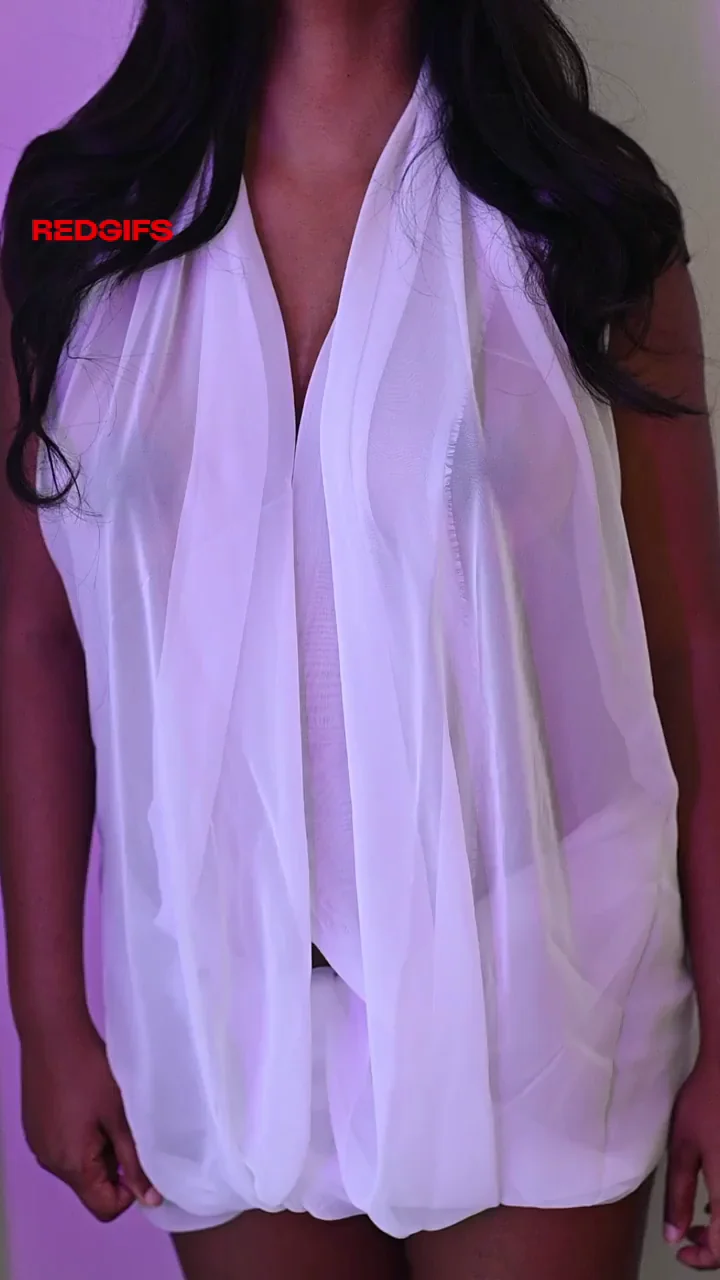 Wanna Giggle These Yummy Ebony Titties? 🍈🍈😋
