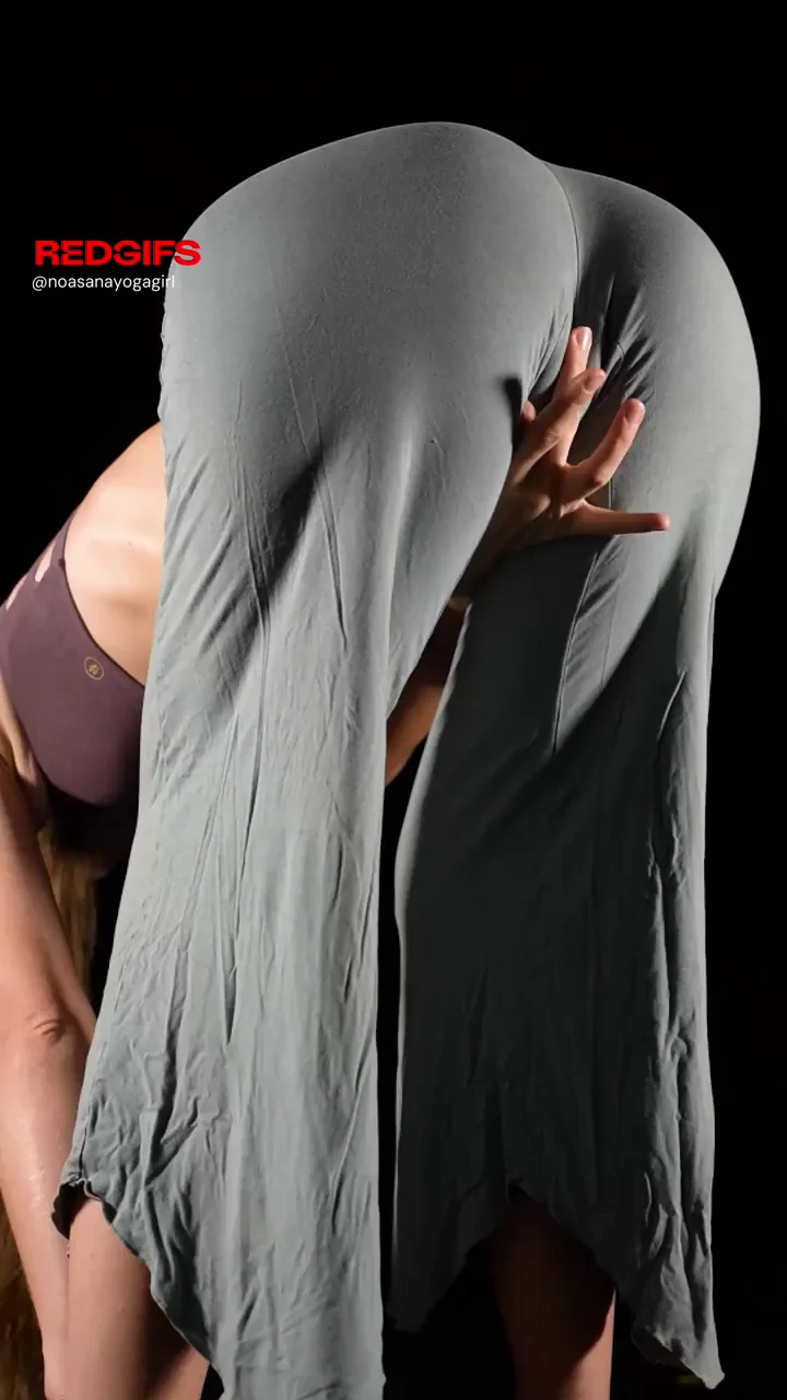 New Yoga Slut Move: Call It Ass-Up Pussy Tease? 🍑💦