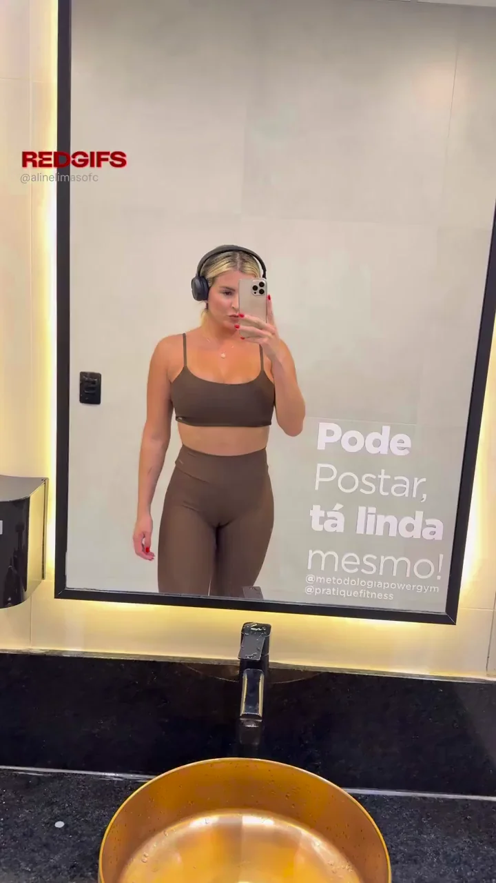 Thick MILF Teases in Tight Yoga Pants: Gotta Post This Booty!