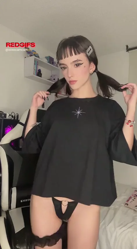 Can i be your first needy slut for this 2026?