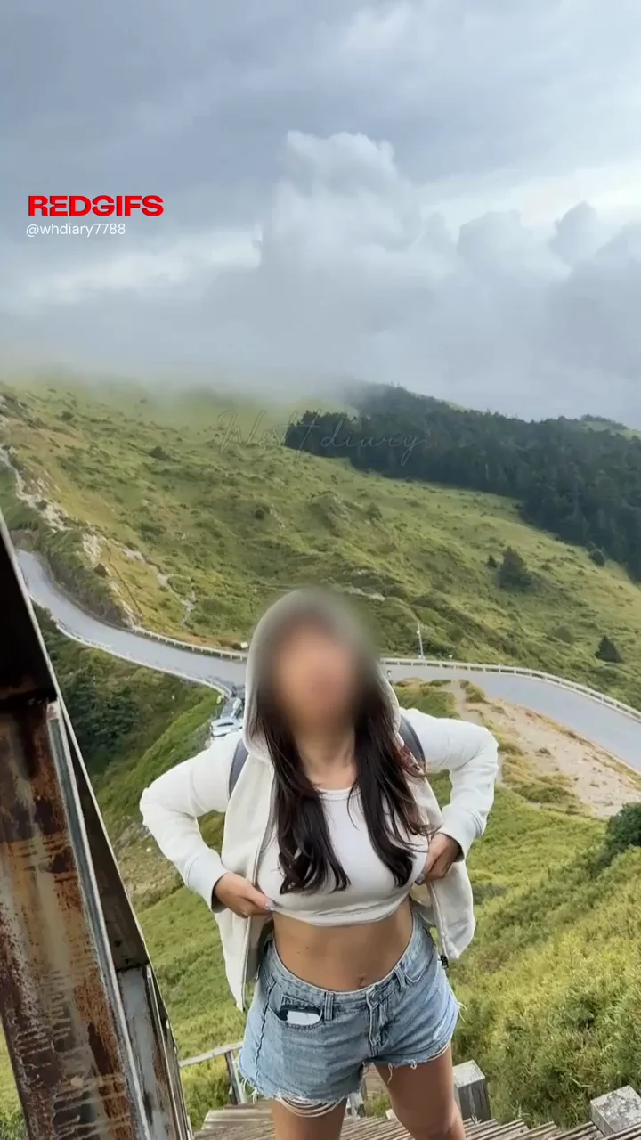 Hiking Slut's Public Tit Flash & Tease in the Mountains 🤭