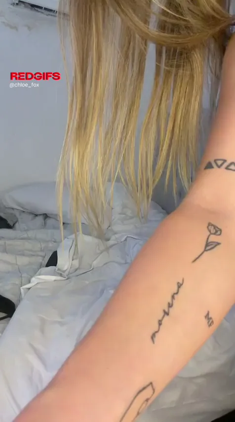 Blonde Teen's Slutty Bed-Making Booty Tease