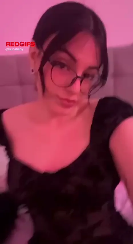 any straight dudes wanna hit me