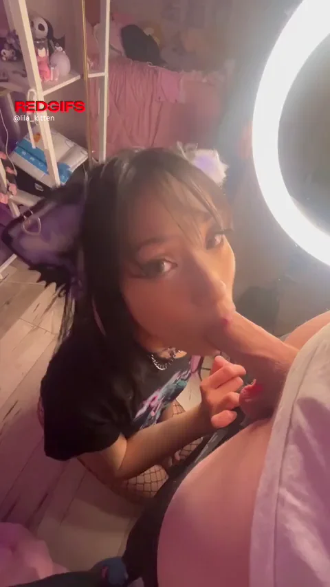 My study buddy has such a nice cock, I had to suck it