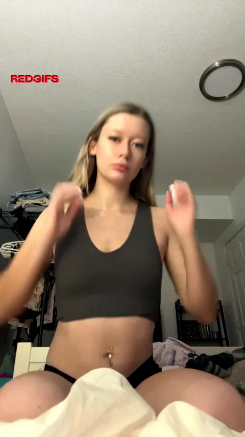 18yo cheerleader tit reveal, would you hit?