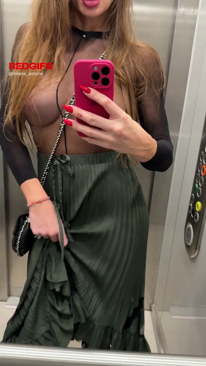 Im sure youll be thrilled to see this Milf in the elevator
