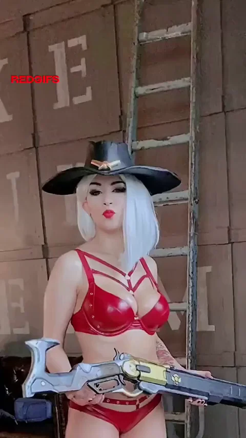Sexy Ashe in Red Lingerie (Mercurygin)
