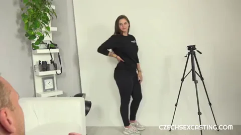 [/r/porninaminute] Taylee's first time on the casting couch