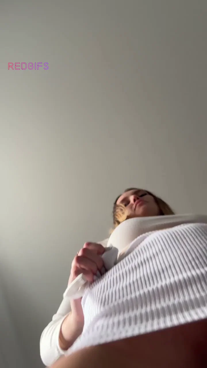 My pussy wants your face to be her chair
