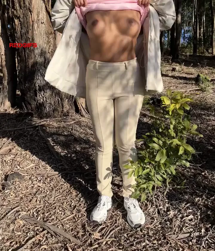 Flashing boobs