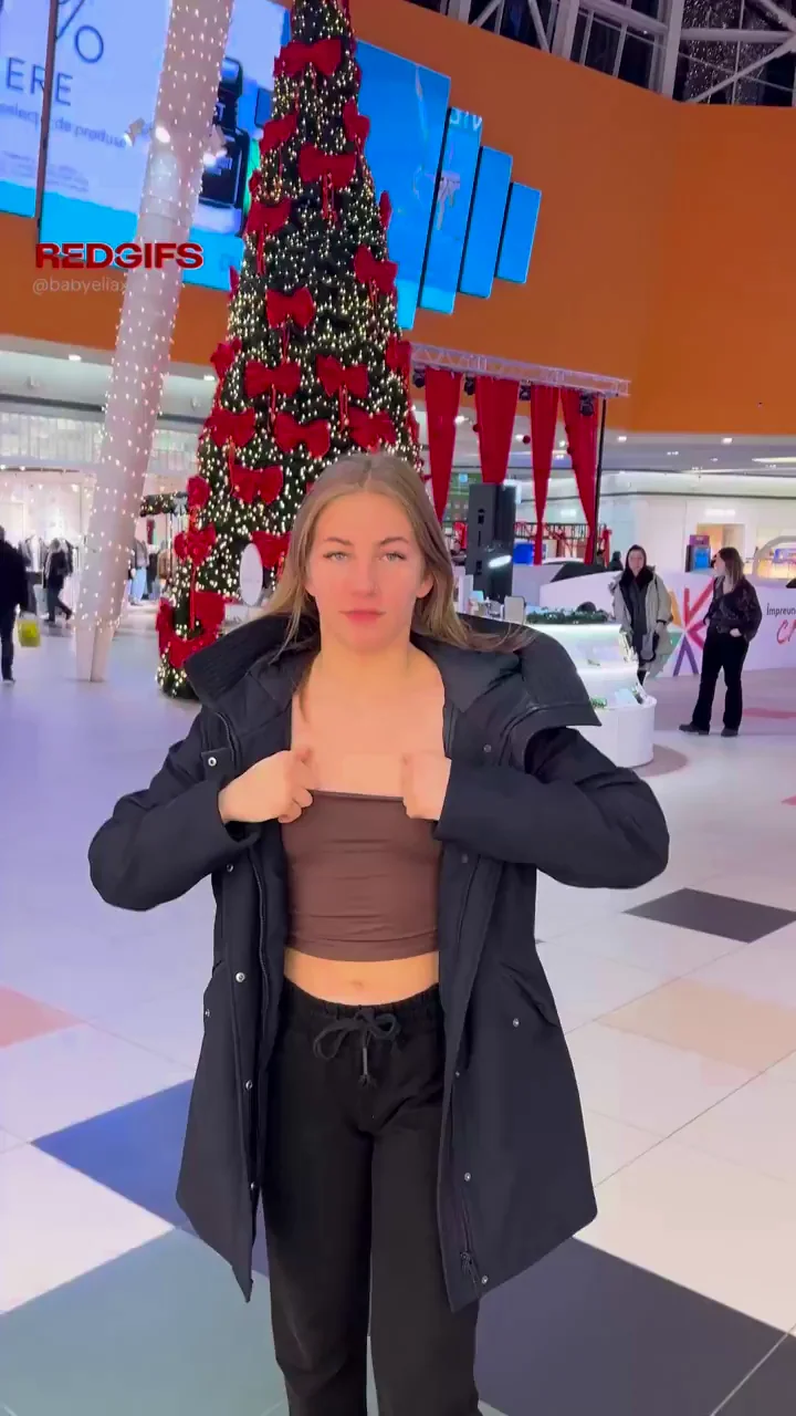 a lil horny at the mall...