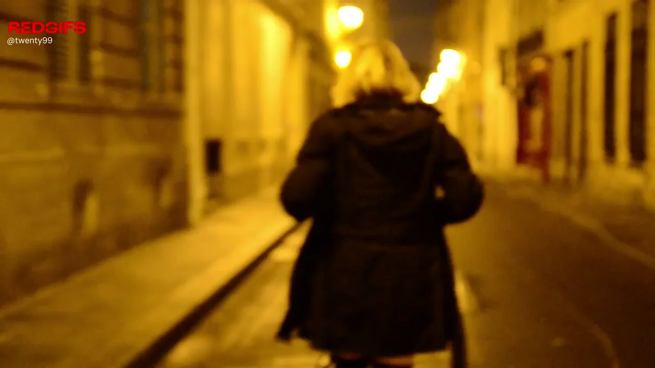 I like the thrill of walking outside feeling a little naughty…