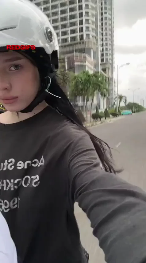 Distracting men on the road