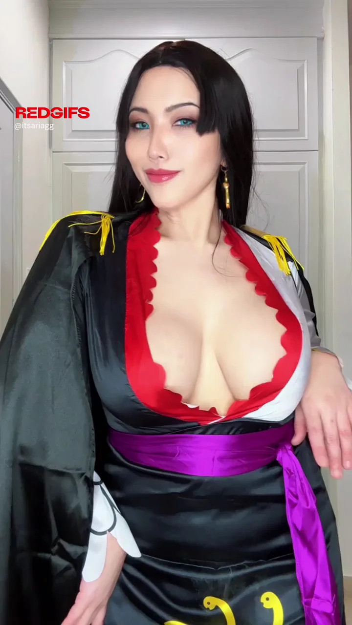 Boa Hancock (Aria) [One Piece]