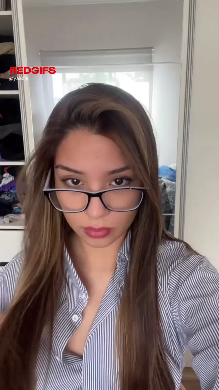 Can I get cummed at while looking like this