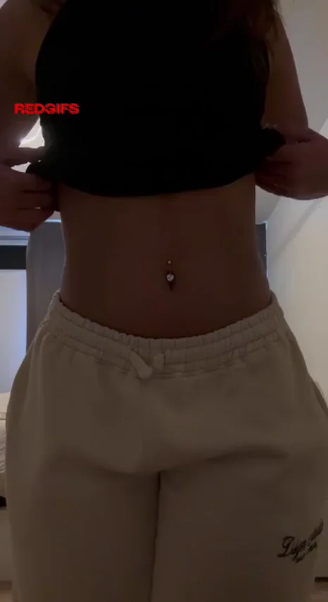 Thick Teen's Juicy Body Tease 💦🍑