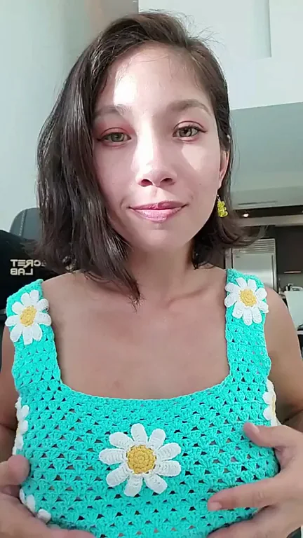 Who Like Her Boobies ? ( A Surprise Waiting You In Comments )