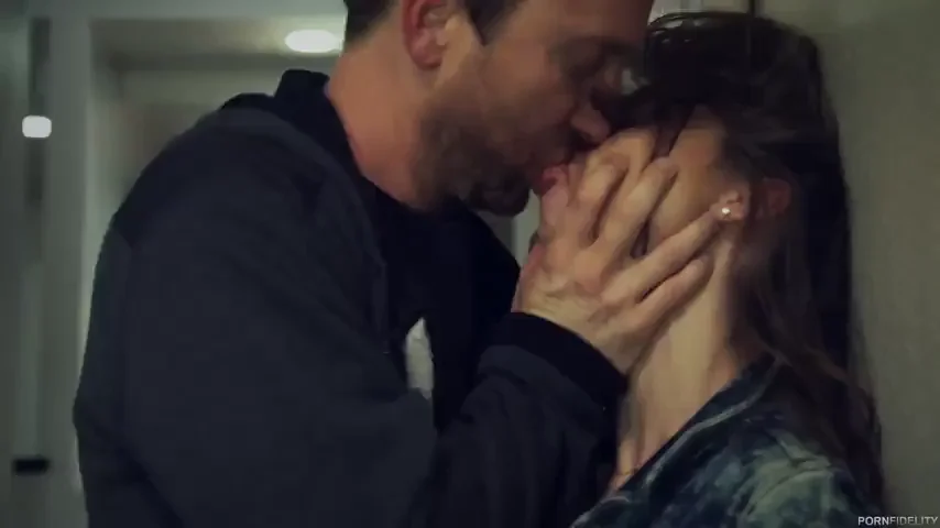 Riley Reid's Rough Office Slam: Throat-Fucked & Bent Over