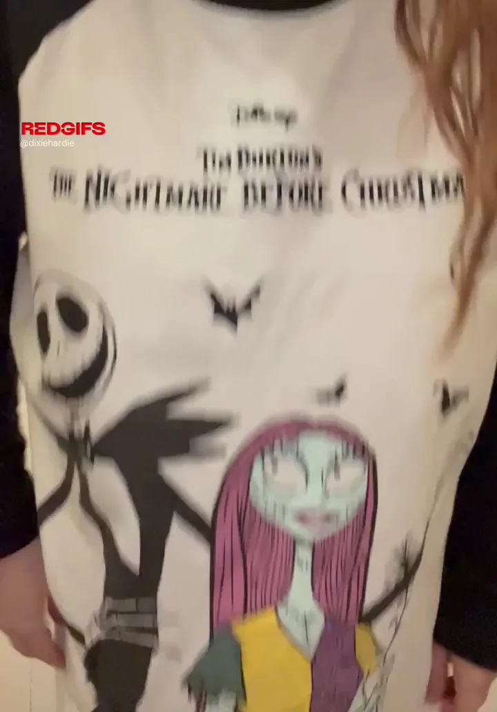 Can you see my ass jiggling?