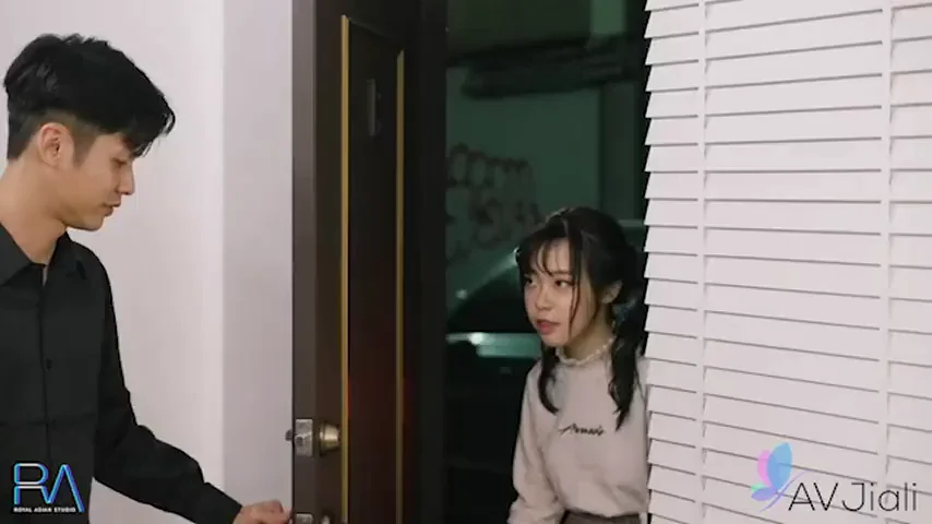 Yuli Gets Seduced &amp; Fucked