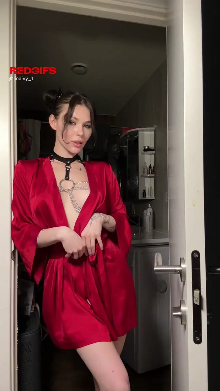 My application to be your personal chains slut