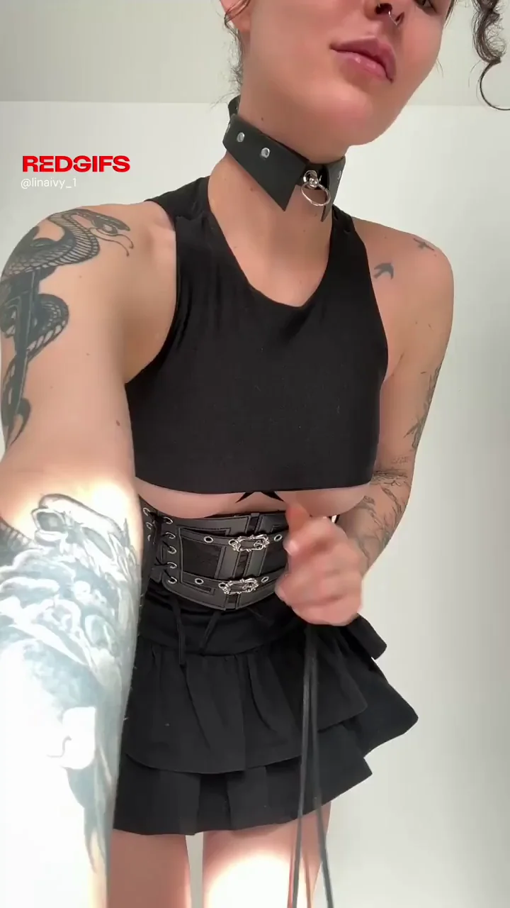 No Panties Tease: Tattooed Emo Slut Lifts Skirt for Mom's Secret Peek