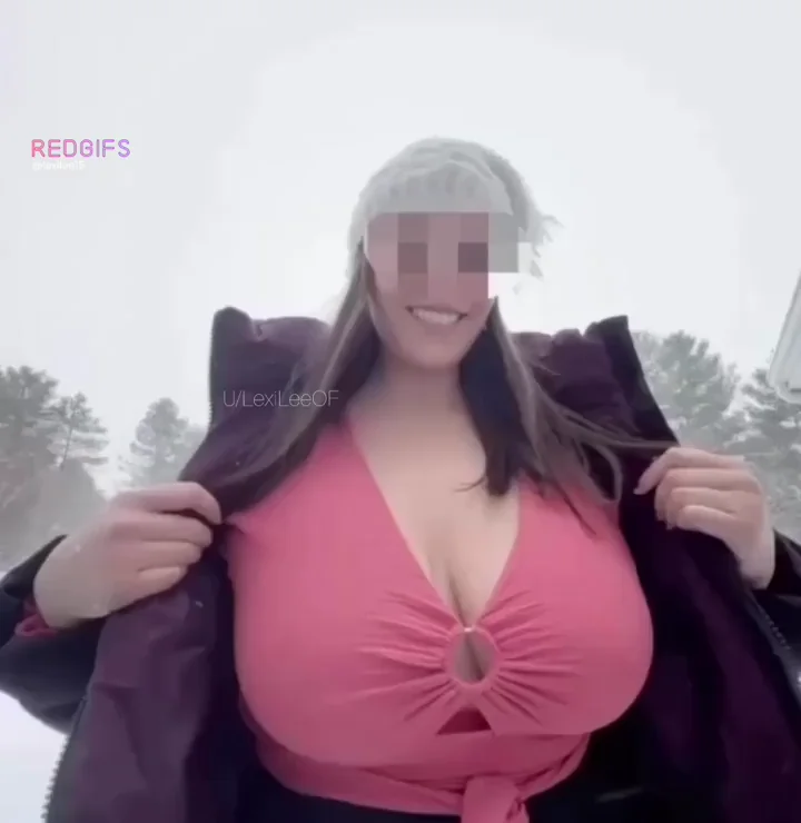 Ready for White Christmas Tits Blizzard Flash ❄️🍒